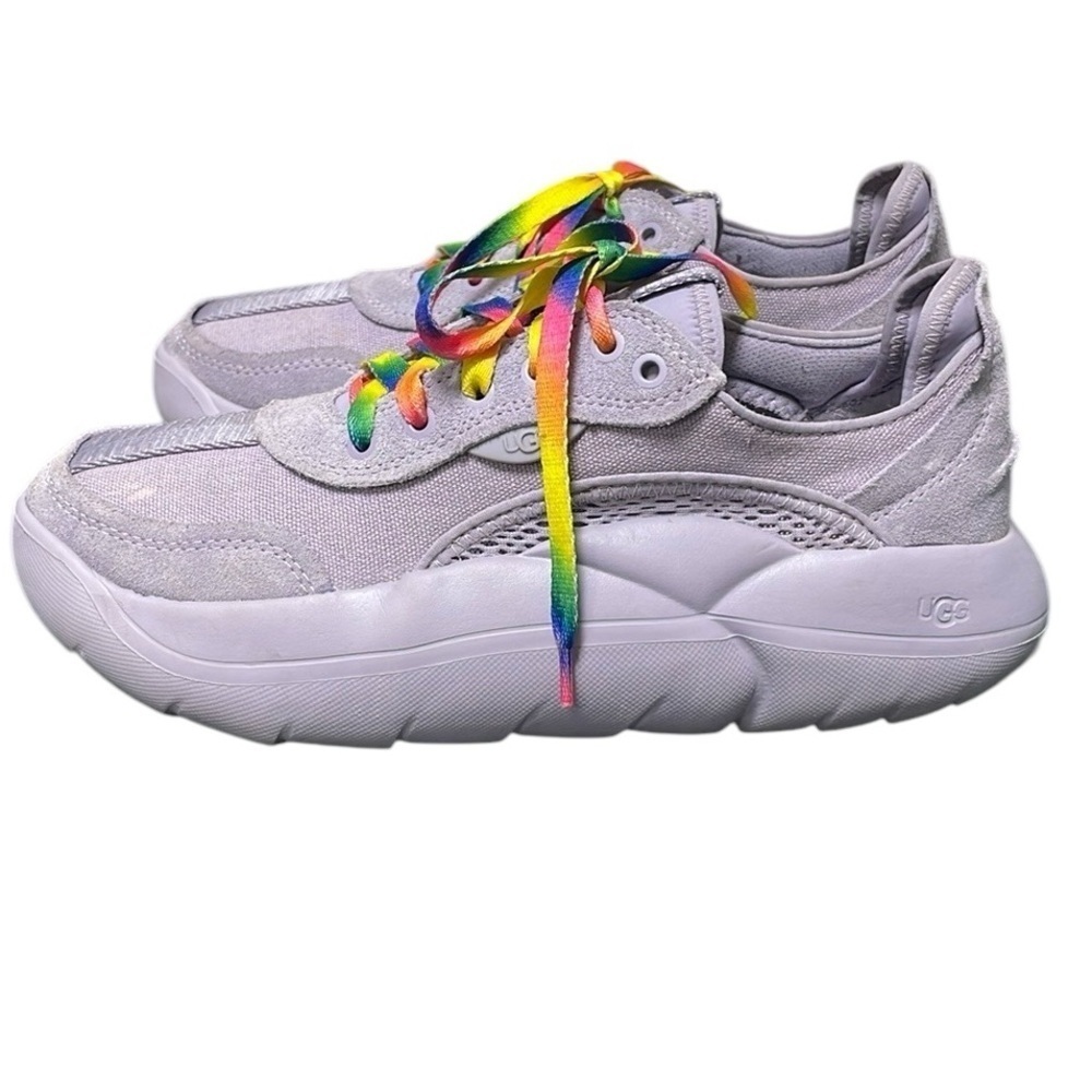 UGG Shoes Sneakers Purple LA Cloud Size 9 Rainbow Laces
